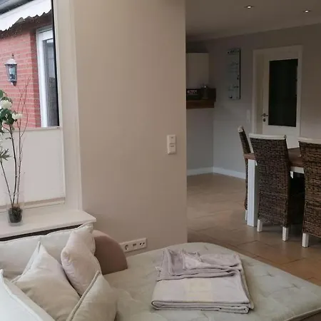Apartment Schmucke Huus *